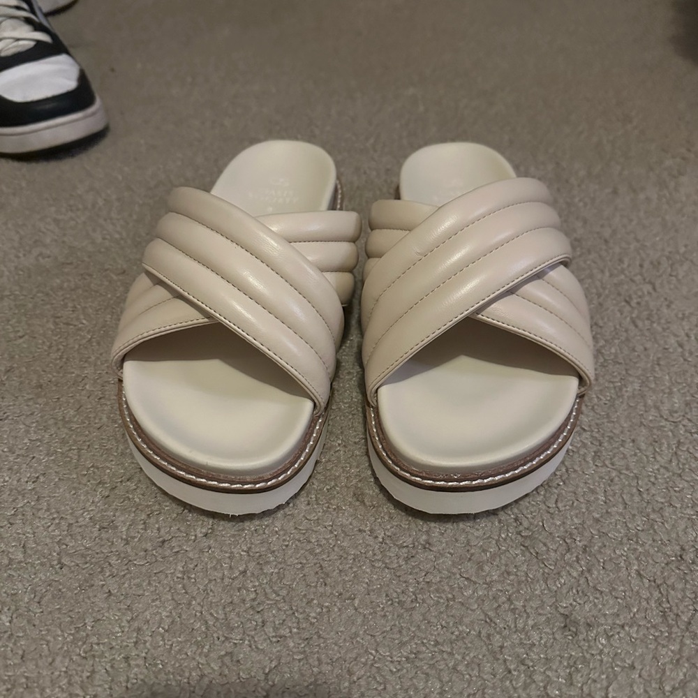 Oasis Society Cream Slide Sandals